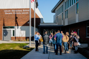 Leadership Corvallis tours Lincoln Elementary